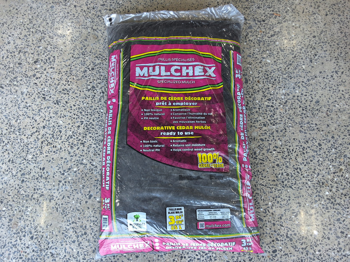 Paillis de cèdre noir en vrac ou en sac